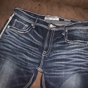 BuckleJeans